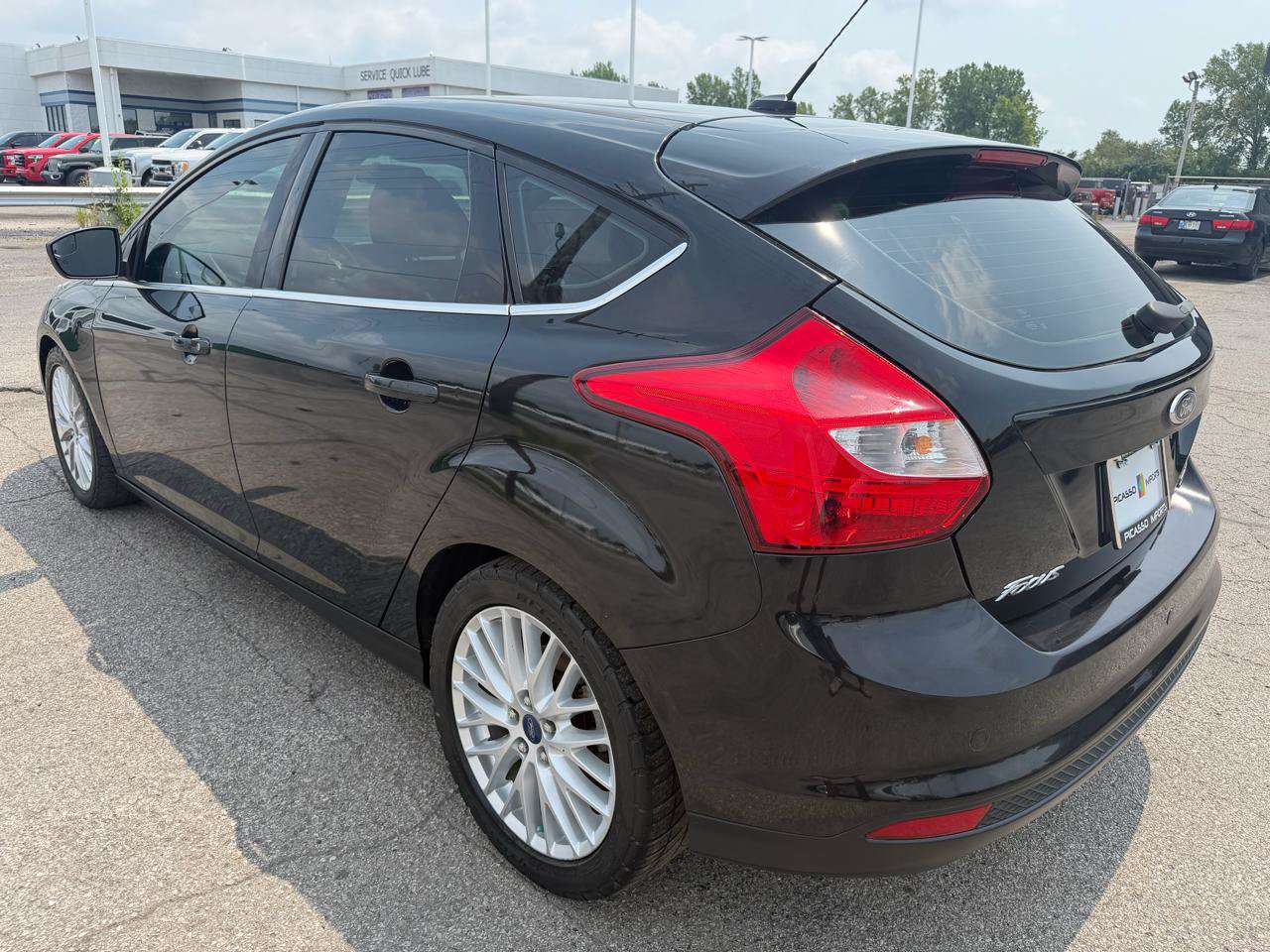 Used 2014 Ford Focus Titanium FWD image 7