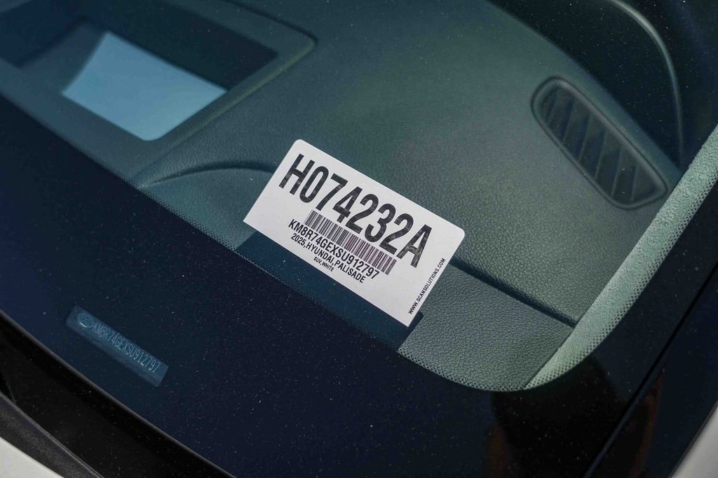 Used 2025 Hyundai Palisade Calligraphy FWD image 28
