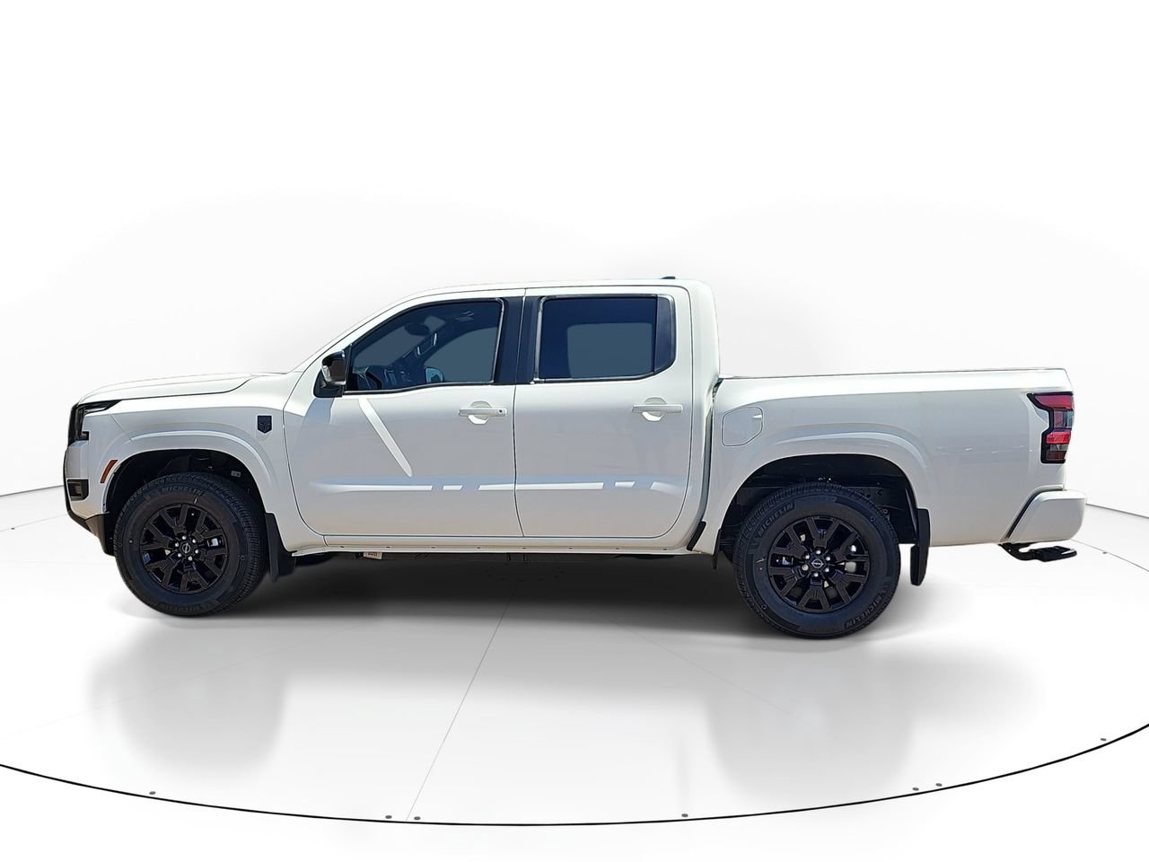 New 2026 Nissan Frontier SV w/ SV Convenience Package AWD/4WD image 8