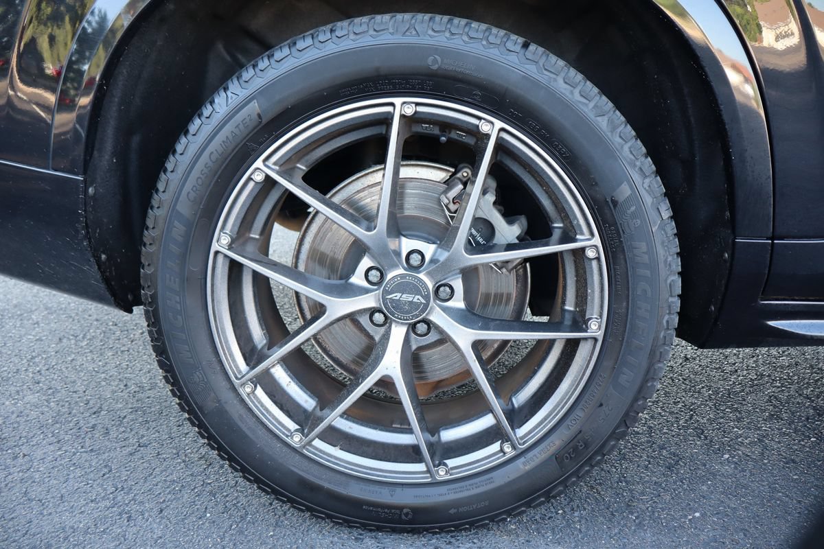 Used 2020 Volvo XC90 T5 Momentum AWD/4WD image 46