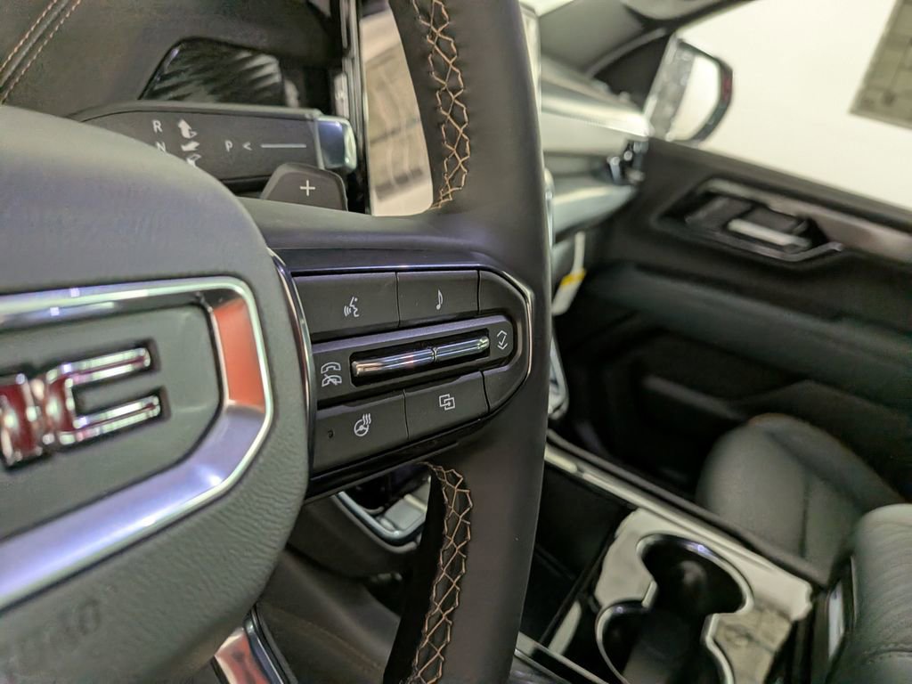 New 2026 GMC Yukon AT4 w/ AT4 Premium Package AWD/4WD image 22