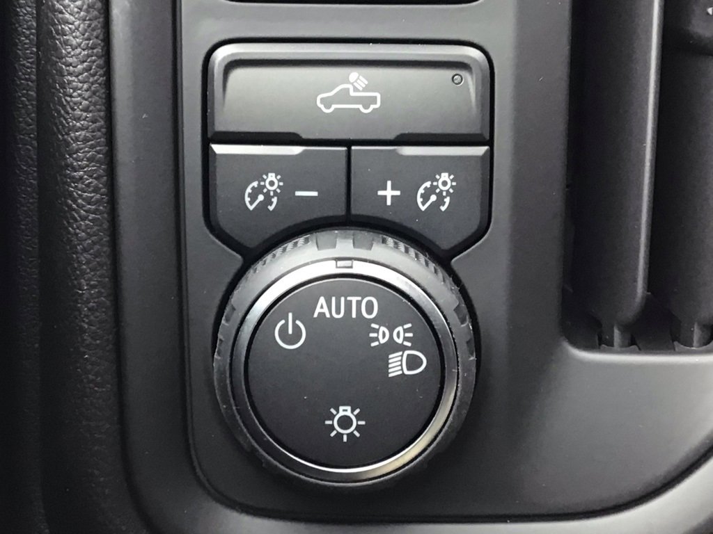 New 2025 Chevrolet Silverado 1500 Custom image 28