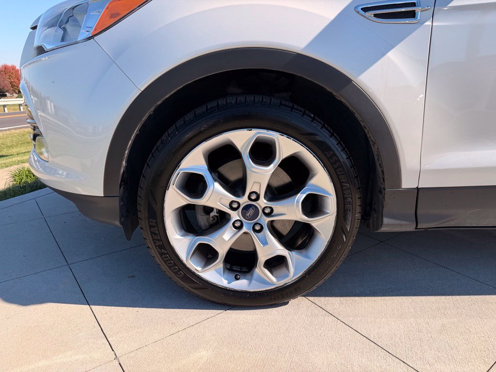 Used 2016 Ford Escape Titanium AWD/4WD image 14