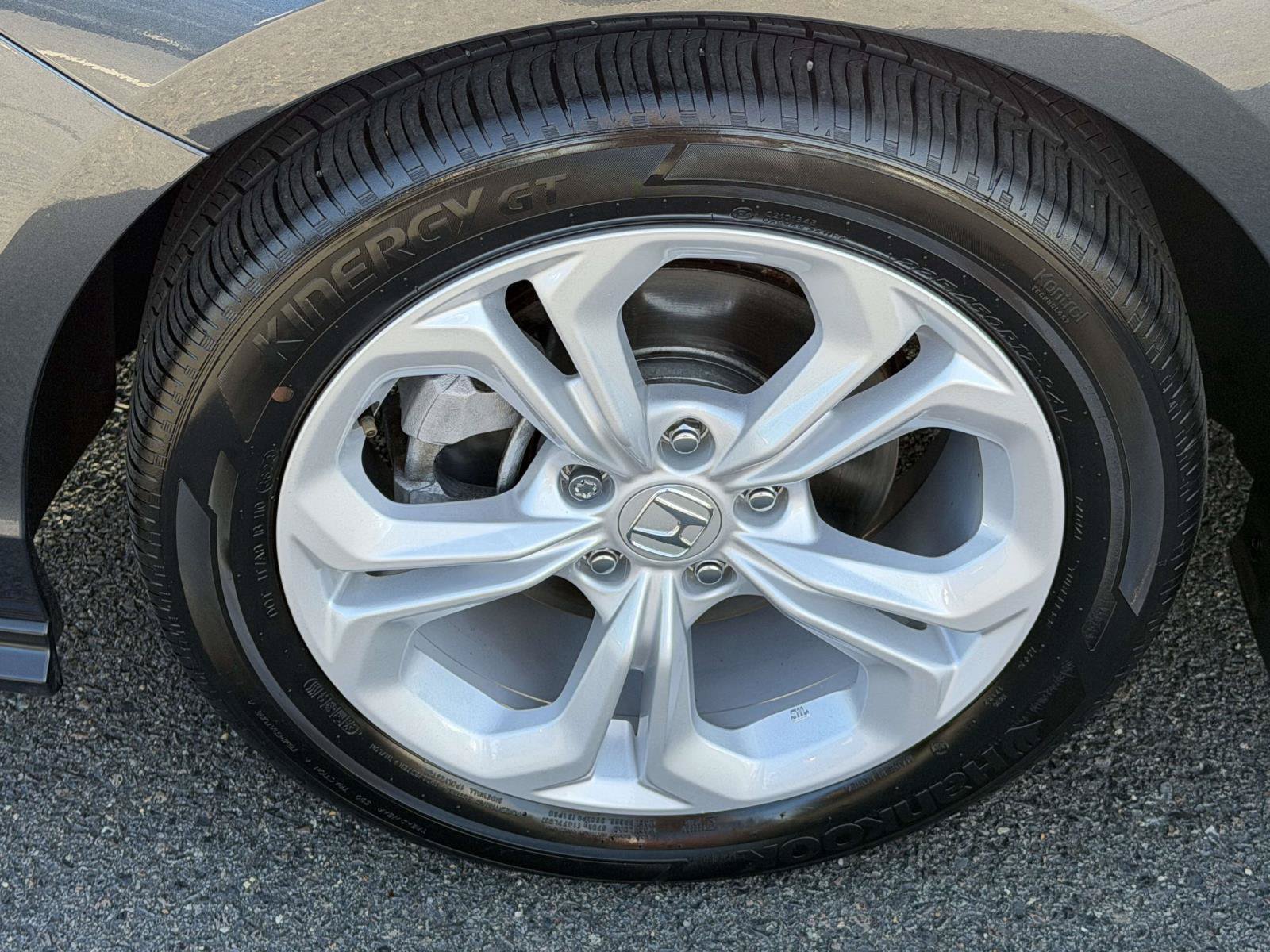 Certified 2024 Honda Accord LX image 5