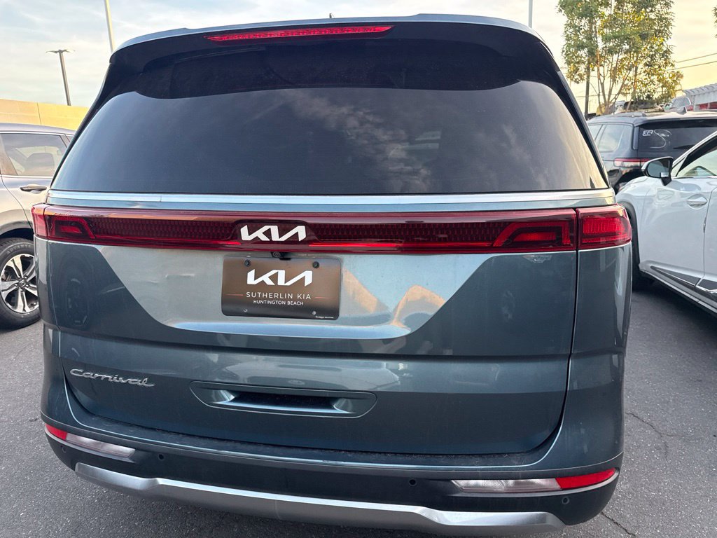 Used 2022 Kia Carnival SX FWD image 9