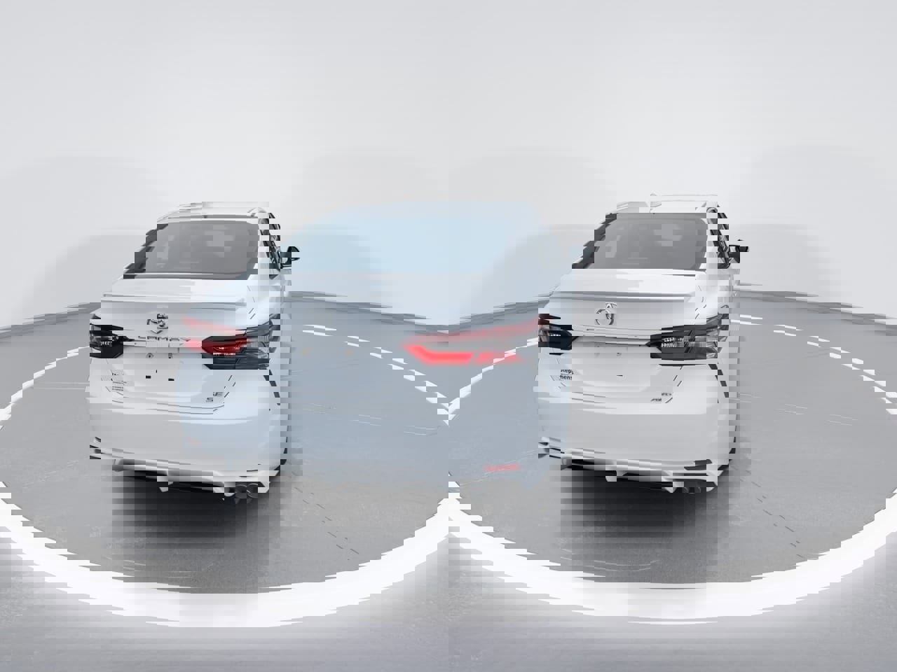 Used 2021 Toyota Camry SE w/ Cold Weather Package image 18