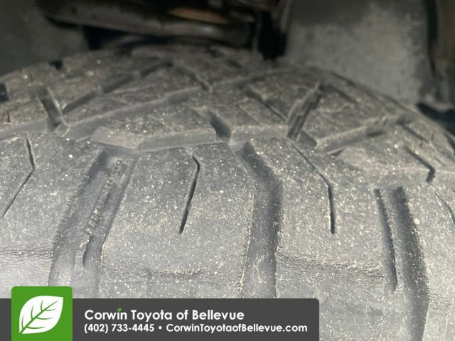 Used 2017 Toyota Tundra Limited w/ Limited Premium Package AWD/4WD image 27