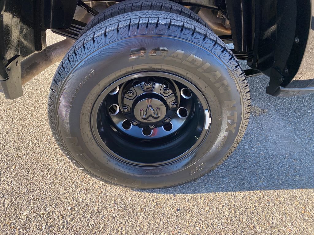 Used 2025 RAM 3500 Limited image 34