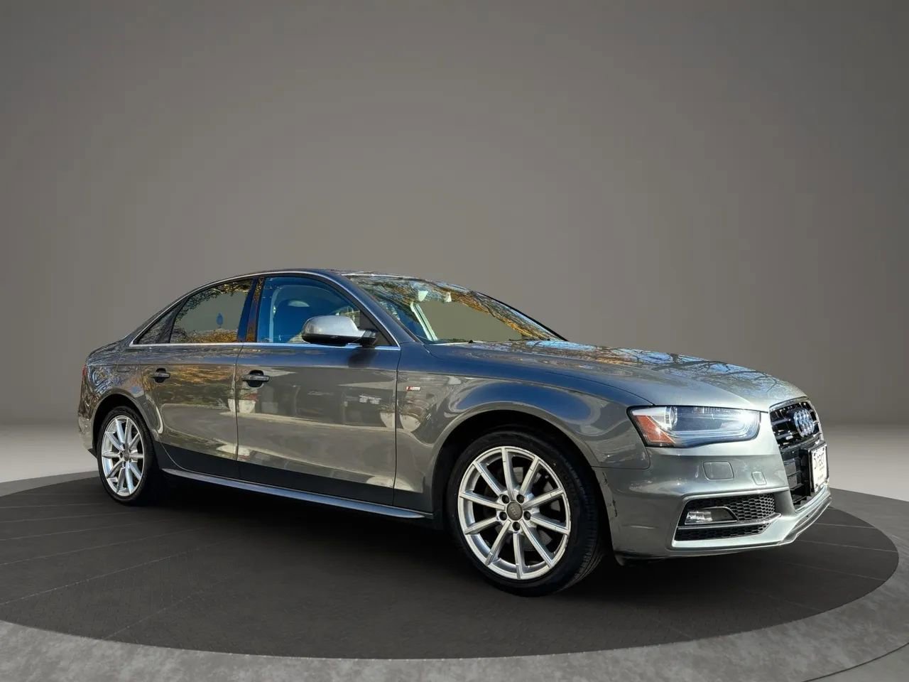 Used 2015 Audi A4 2.0T Premium Plus w/ Premium Plus Package image 3