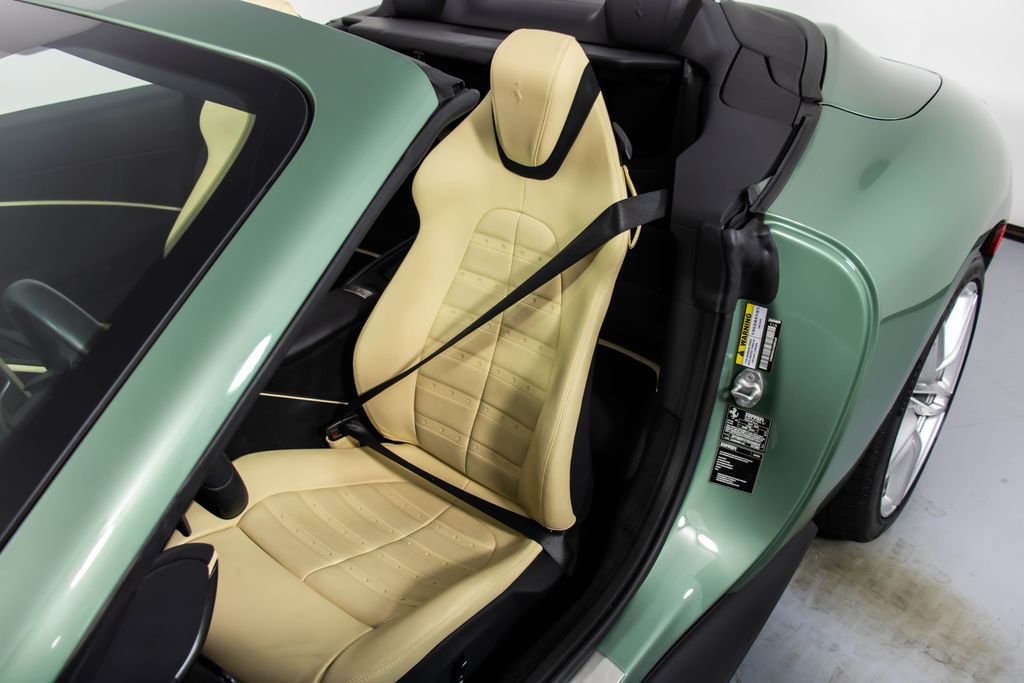 Certified 2024 Ferrari Roma Spider RWD image 6