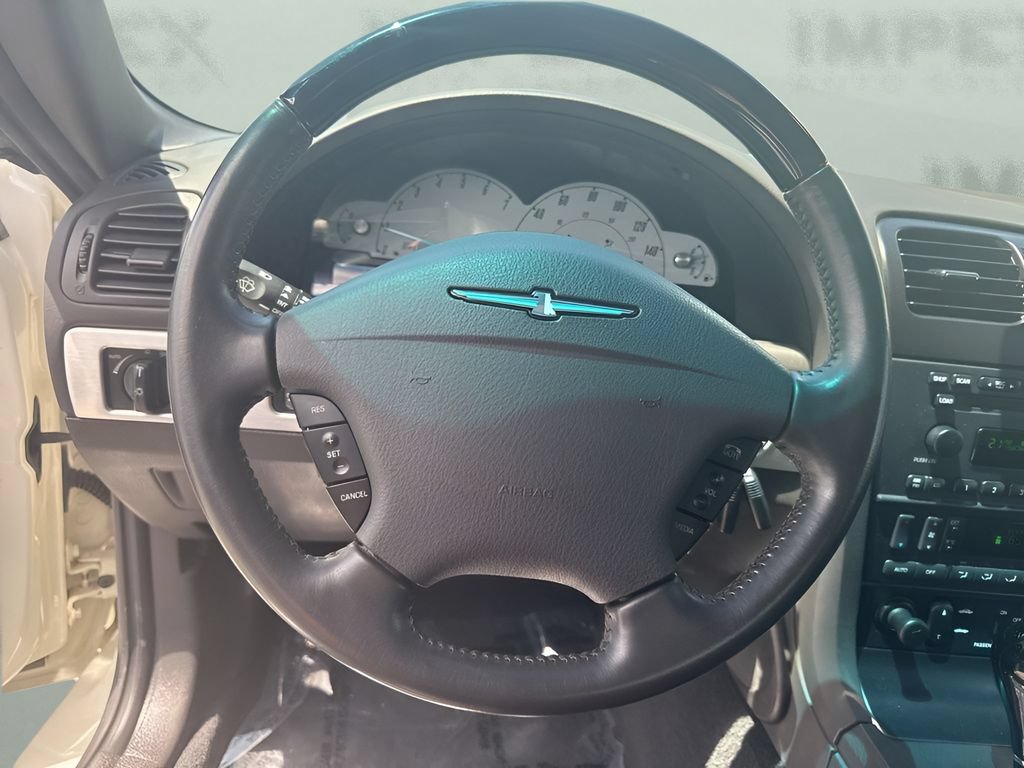 Used 2002 Ford Thunderbird RWD image 13