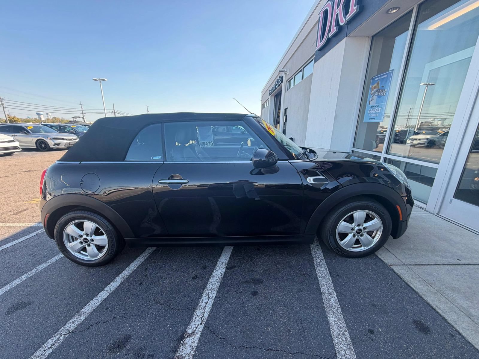 Used 2016 MINI Cooper Convertible FWD image 17