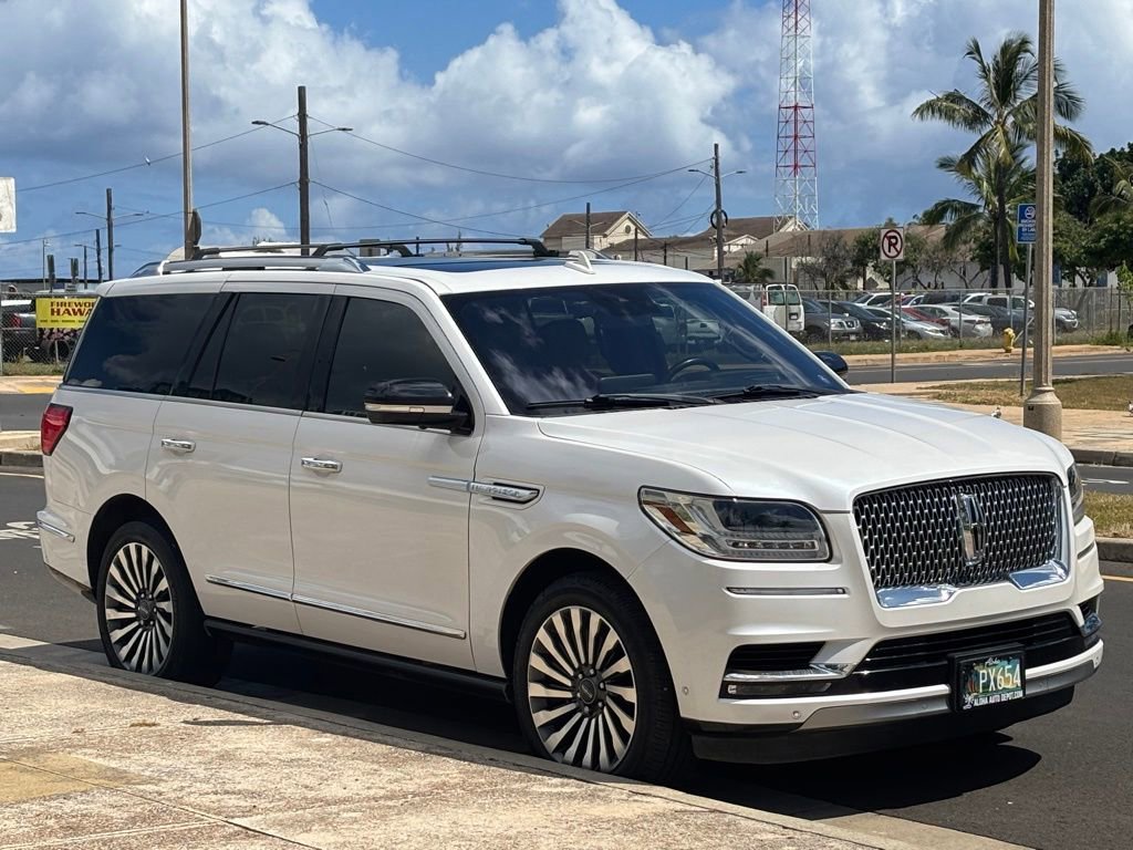 Used 2019 Lincoln Navigator Reserve w/ Cargo Package AWD/4WD image 6