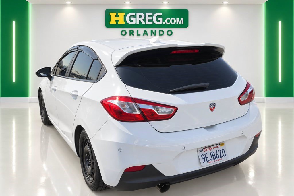 Used 2017 Chevrolet Cruze LT w/ Convenience Package FWD image 2