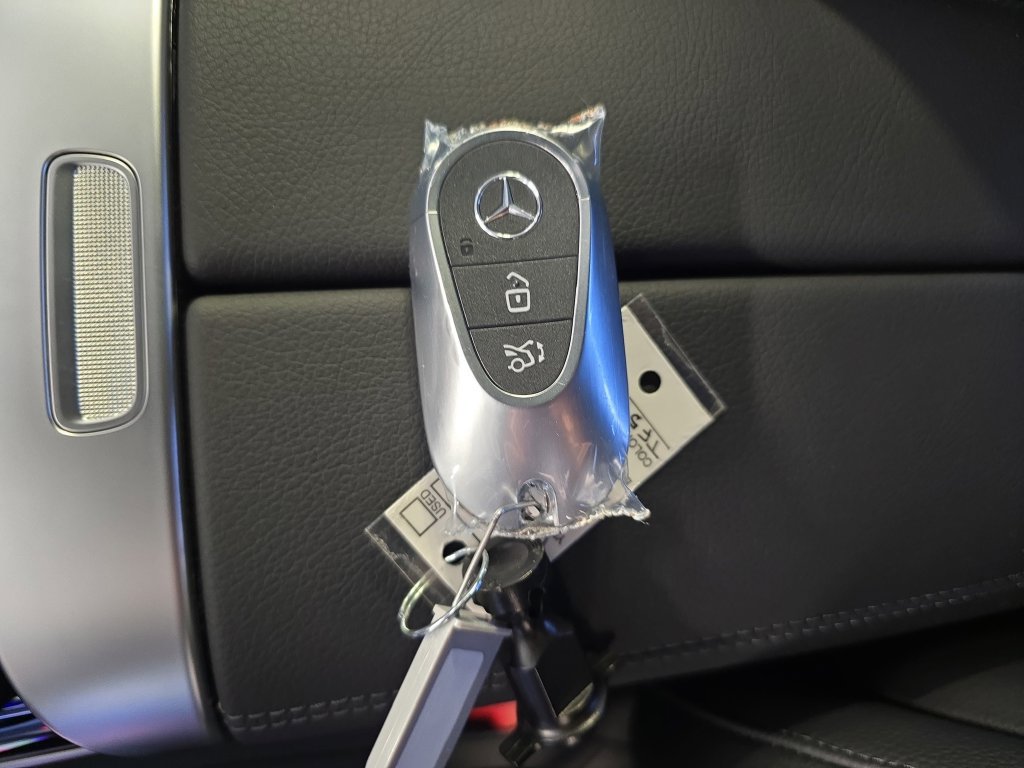 Certified 2026 Mercedes-Benz GLC 300 image 39