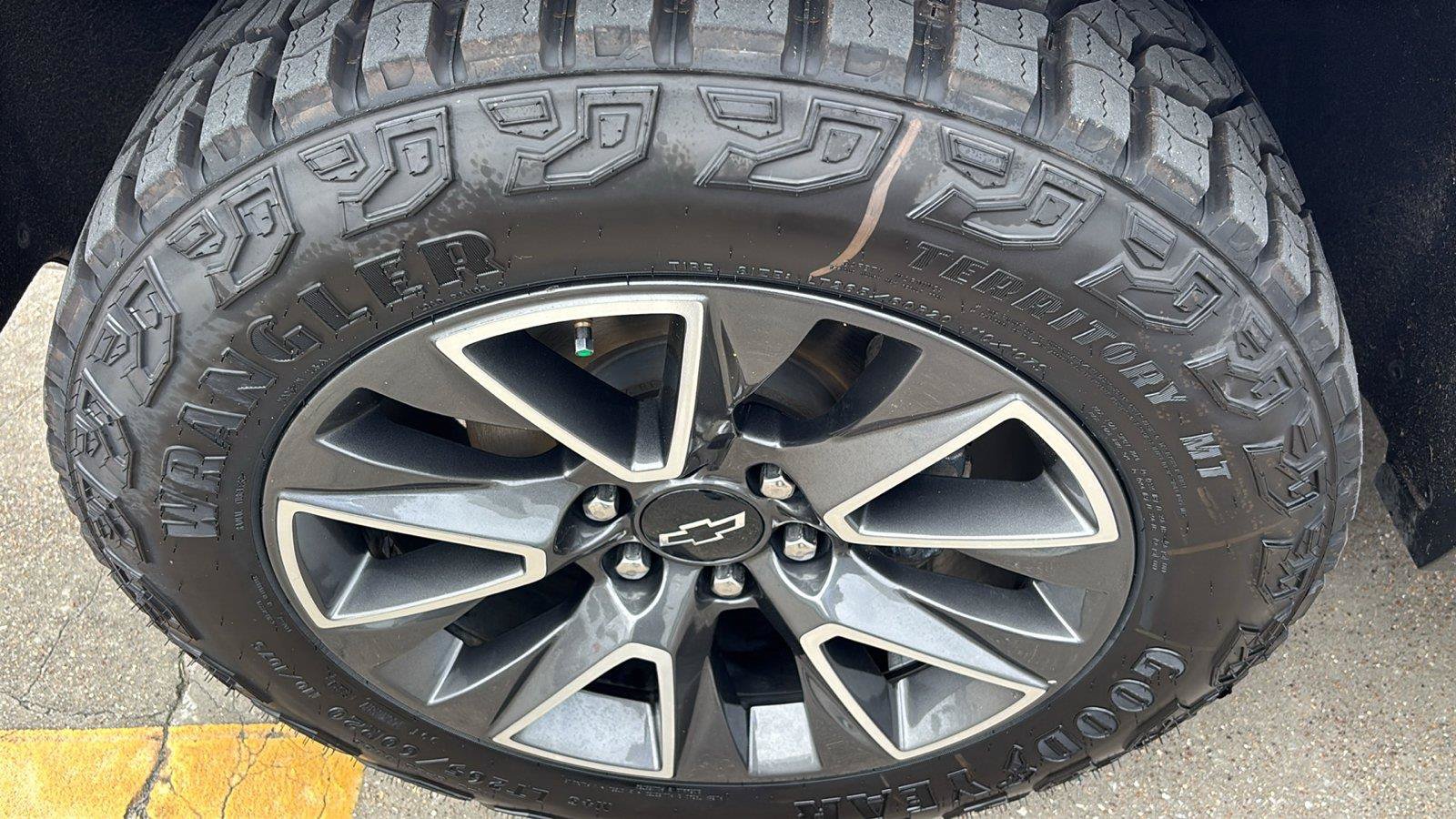 Certified 2022 Chevrolet Tahoe Z71 AWD/4WD image 13