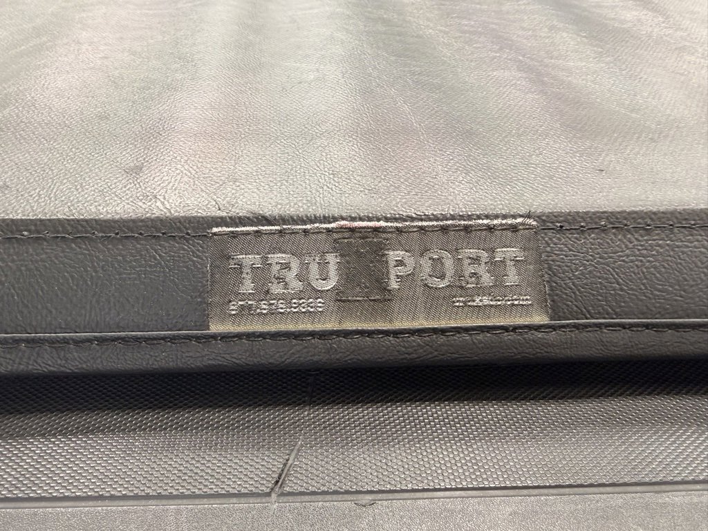 Used 2015 GMC Sierra 2500 SLE w/ SLE Preferred Package image 14