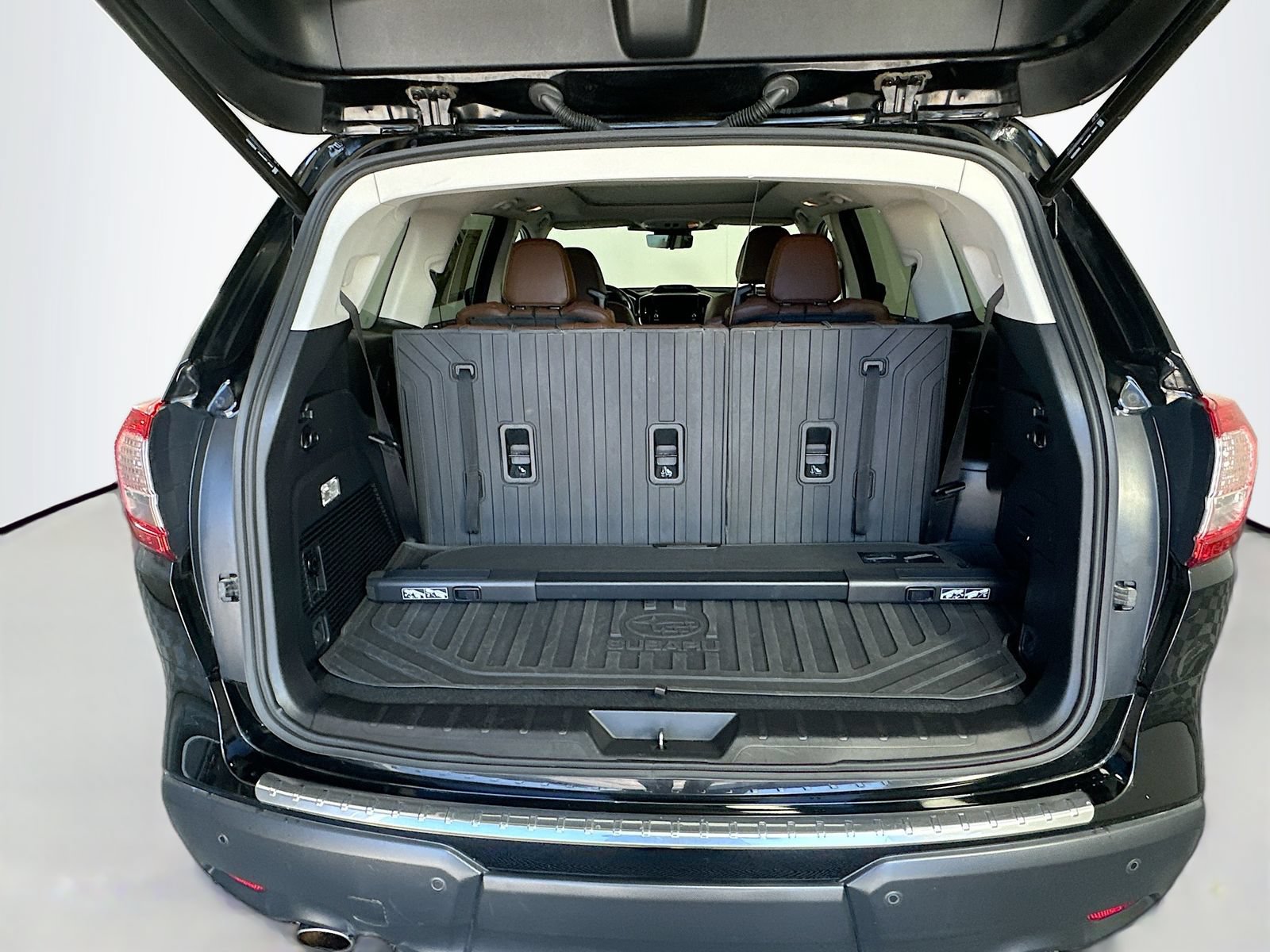 Used 2023 Subaru Ascent Touring AWD/4WD image 28