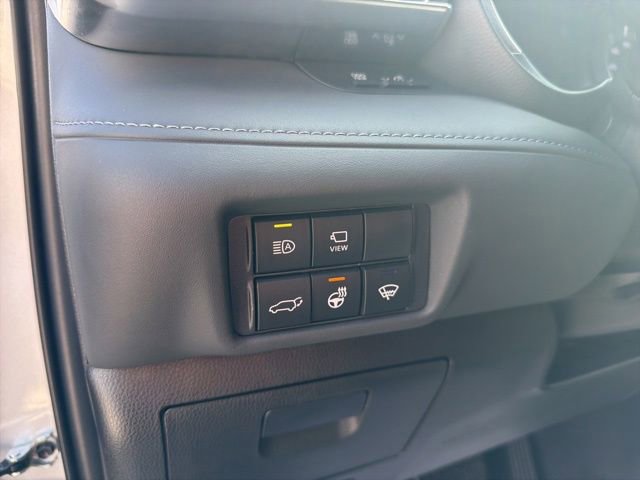 Used 2022 Toyota Highlander Platinum image 28