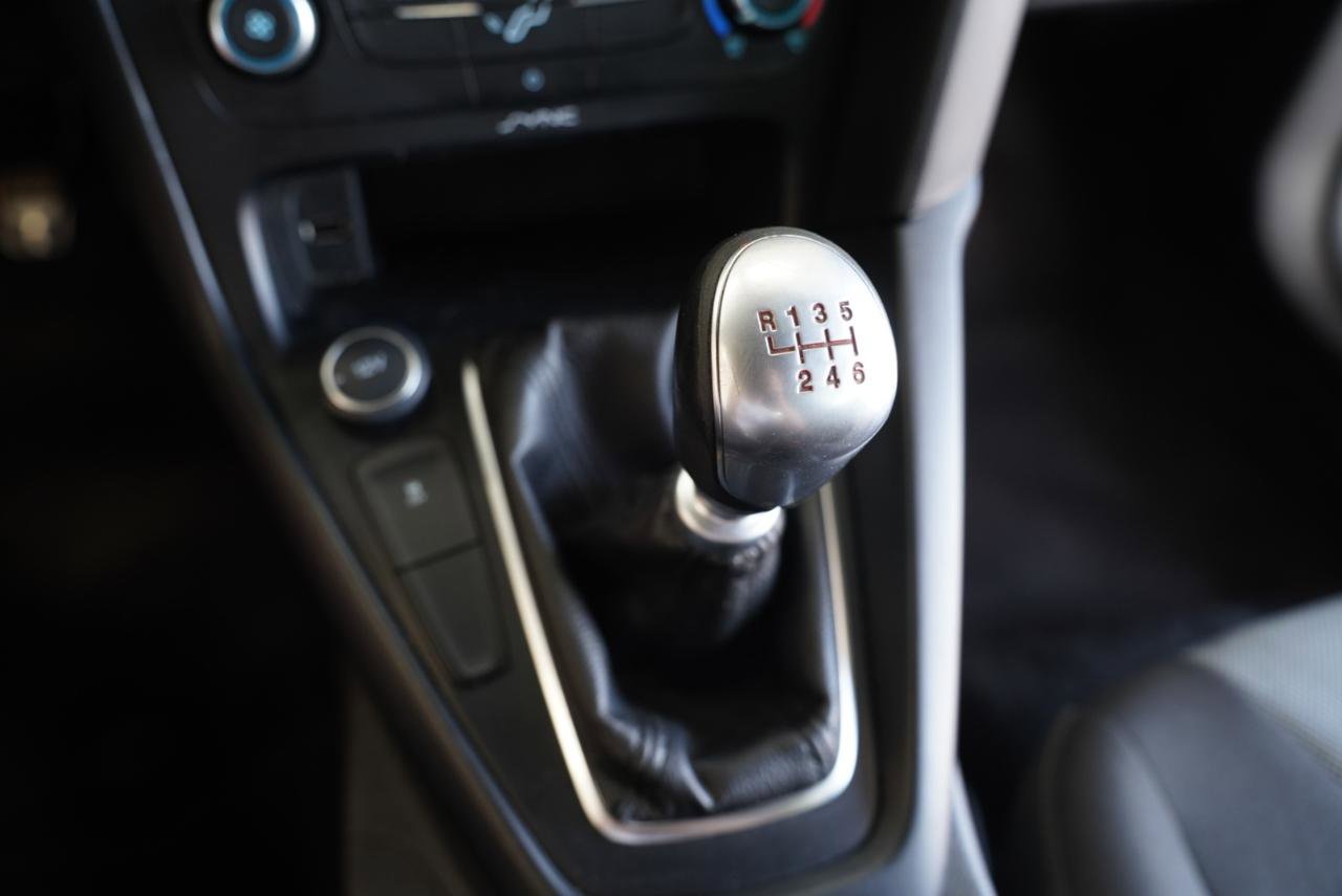 Used 2015 Ford Focus ST FWD image 23