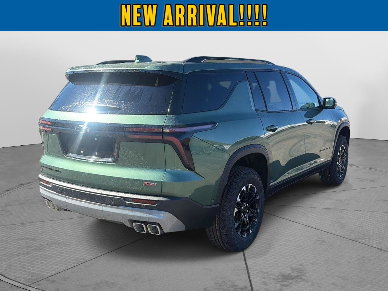 New 2027 Chevrolet Traverse Z71 w/ Enhanced Driving Package AWD/4WD image 5