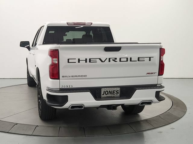 Used 2024 Chevrolet Silverado 1500 RST w/ Z71 Off-Road Package AWD/4WD image 7