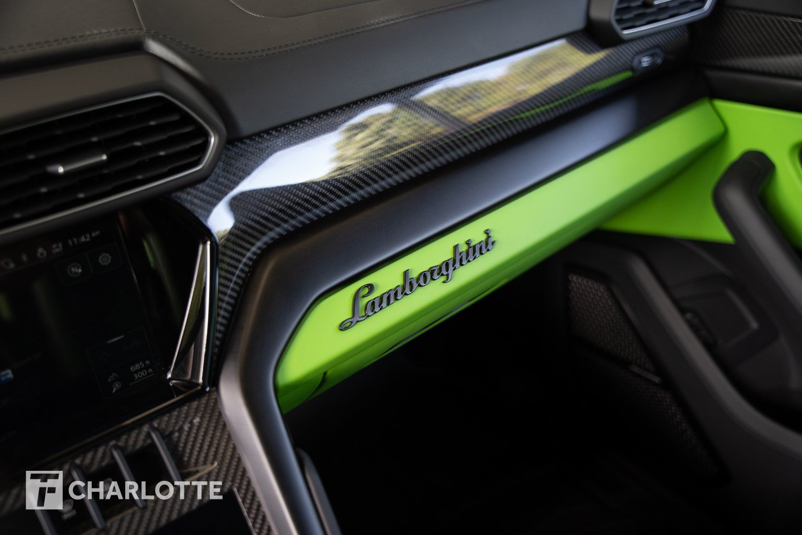 Used 2023 Lamborghini Urus S AWD/4WD image 24