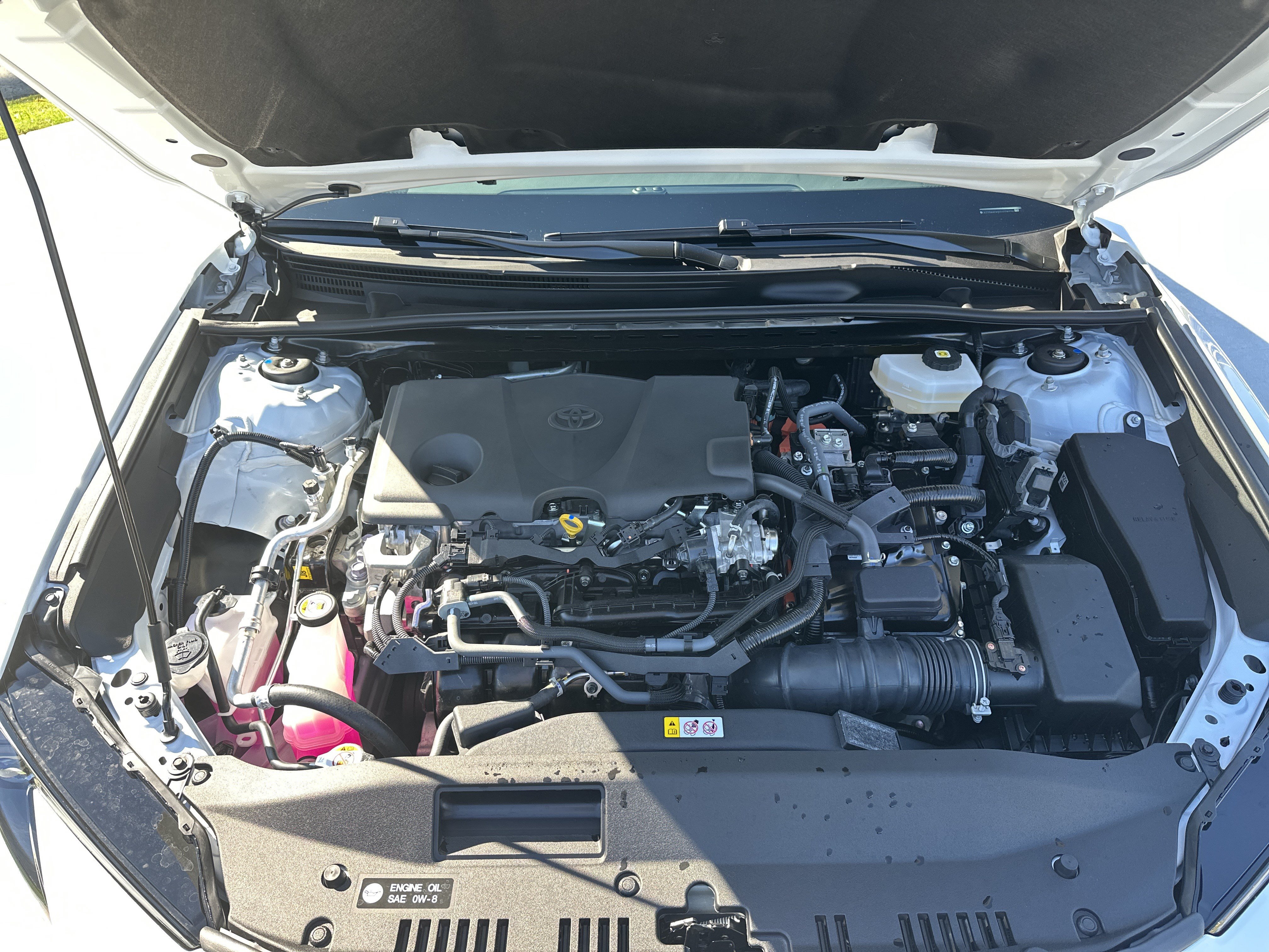 Used 2026 Toyota Camry Hybrid w/ Multimedia Upgrade Package FWD image 34