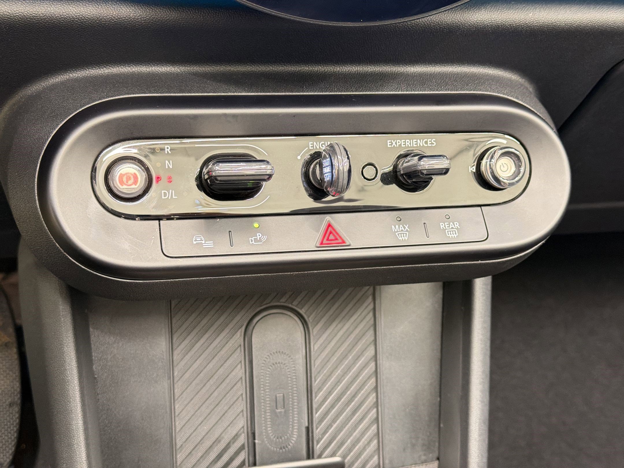 Certified 2025 MINI Cooper S image 22