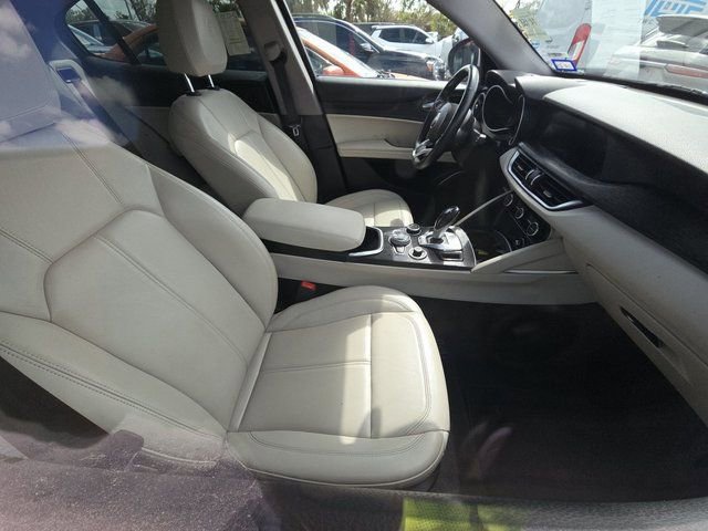 Used 2021 Alfa Romeo Stelvio Sprint w/ Active Assist 1 Package image 5