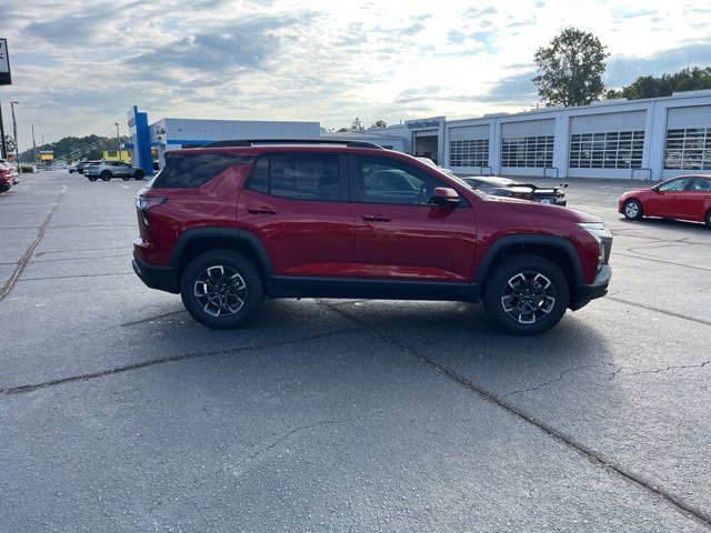 Used 2026 Chevrolet Equinox ACTIV image 2