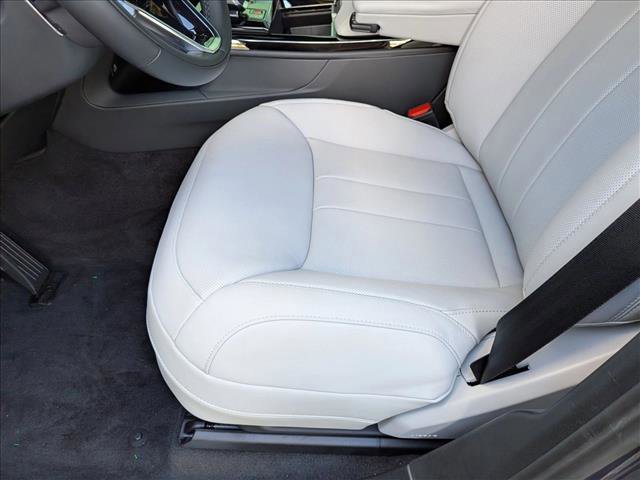 New 2025 Land Rover Range Rover Sport SE image 4