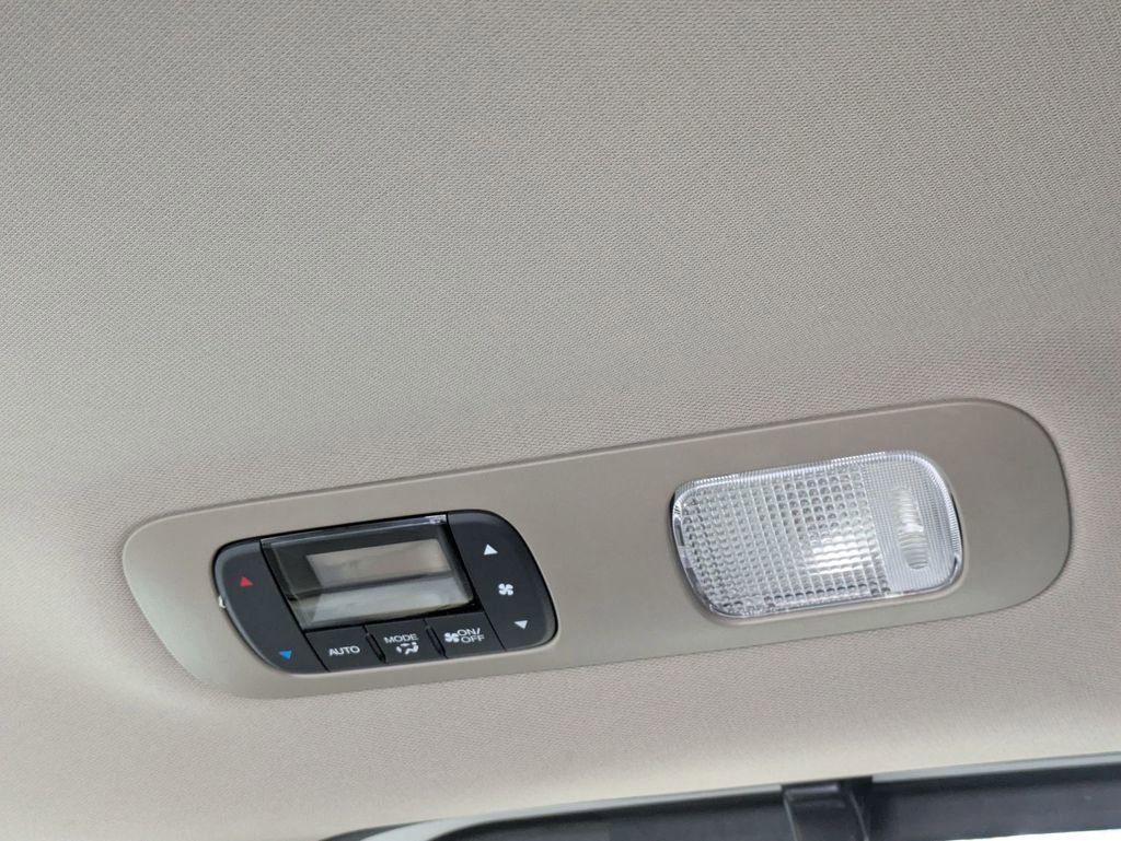 Used 2024 Honda Odyssey Elite image 28