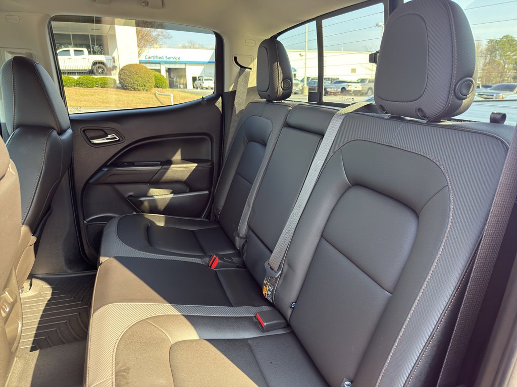 Used 2022 GMC Canyon AT4 w/ Trailering Package image 15