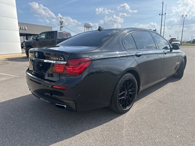 Used 2014 BMW 750Li xDrive image 18