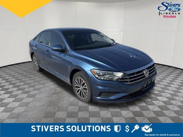 Used 2021 Volkswagen Jetta R-Line FWD image 3