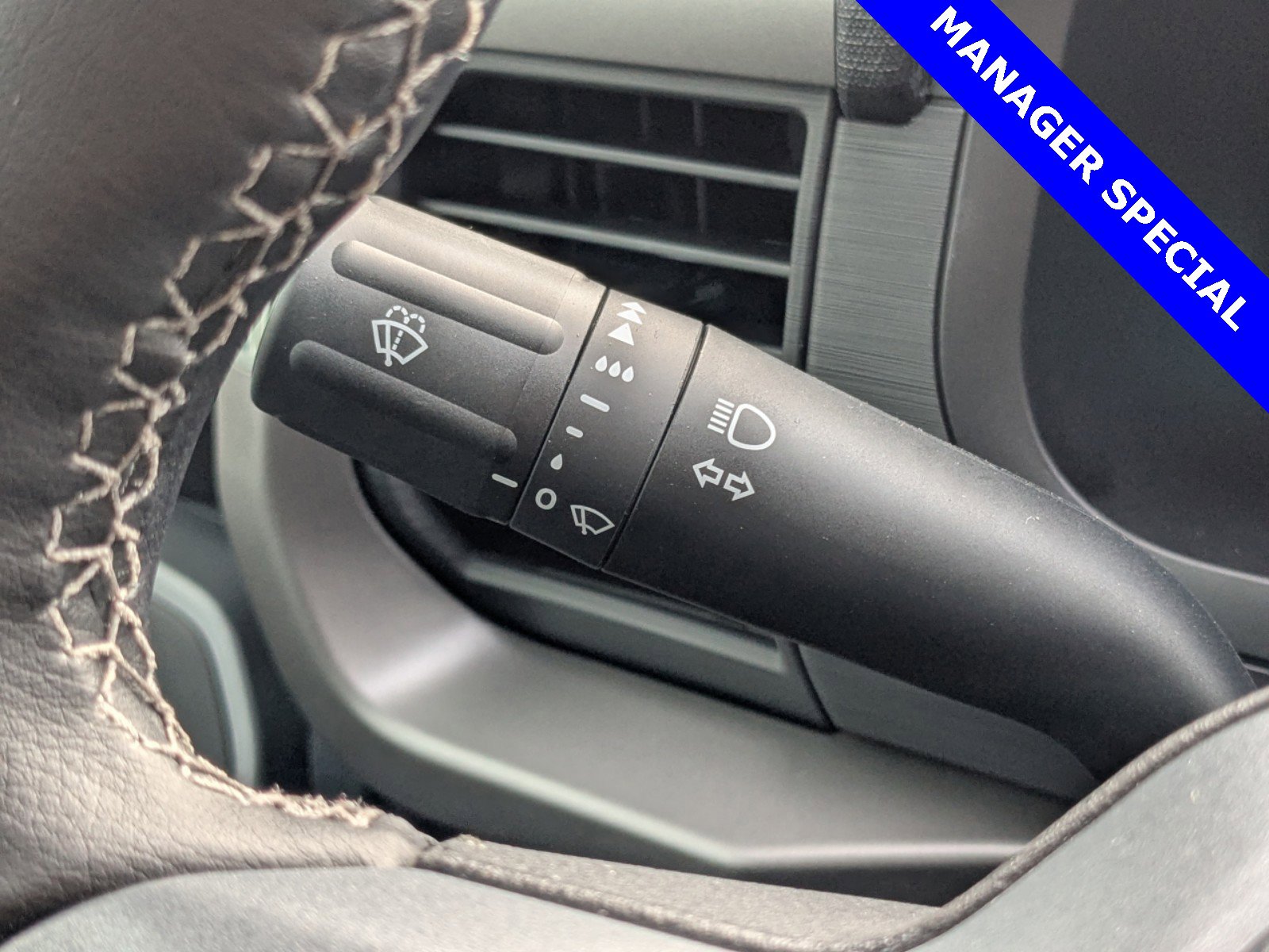 New 2025 Ford F150 XLT w/ Equipment Group 301A Standard image 26