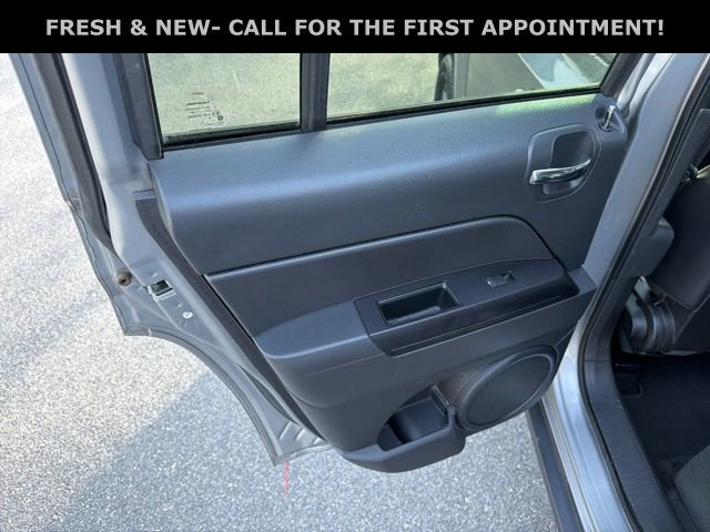 Used 2016 Jeep Patriot High Altitude image 23