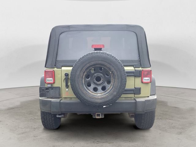Used 2013 Jeep Wrangler Sahara w/ Connectivity Group AWD/4WD image 4