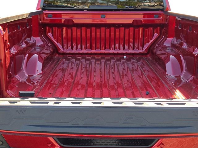 Used 2026 Chevrolet Colorado LT RWD image 9