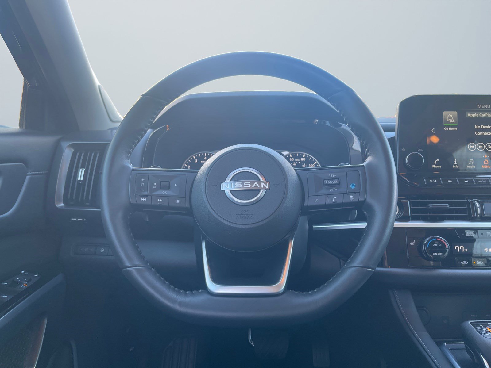 Used 2024 Nissan Pathfinder SL w/ SL Premium Package image 13