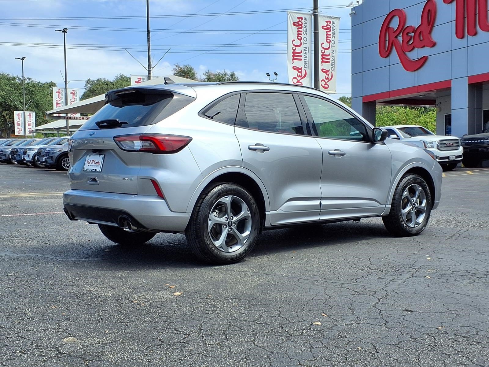 Used 2024 Ford Escape ST-Line AWD/4WD image 6