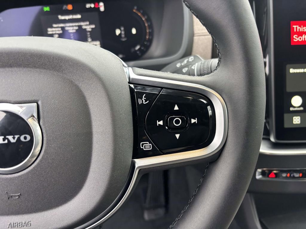 New 2026 Volvo XC90 B5 Plus image 20