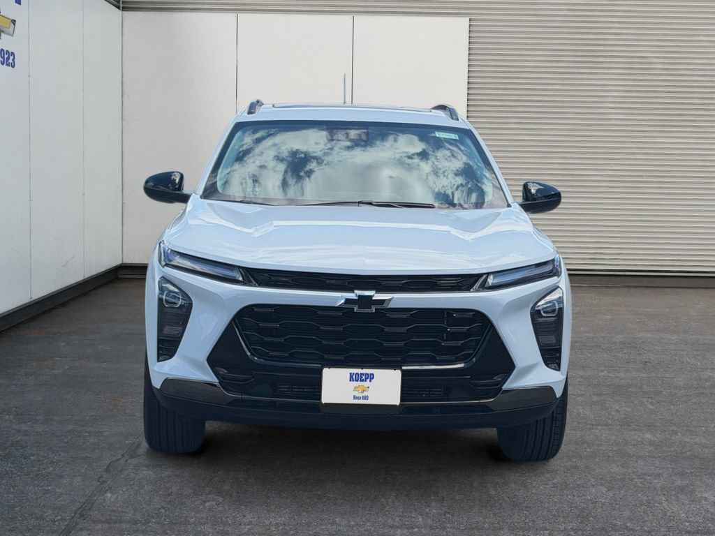 New 2026 Chevrolet Trax ACTIV w/ Sunroof Package FWD image 8
