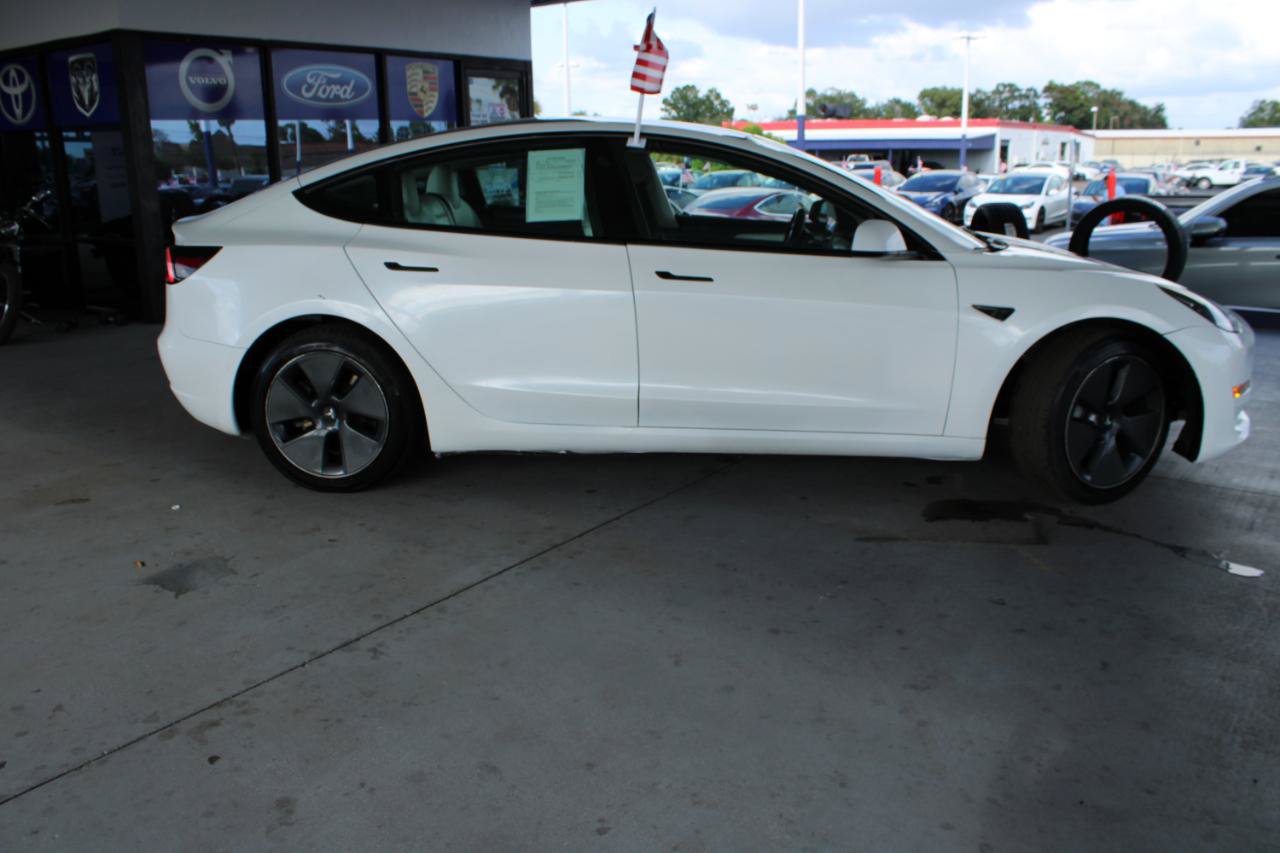 Used 2022 Tesla Model 3 RWD image 7