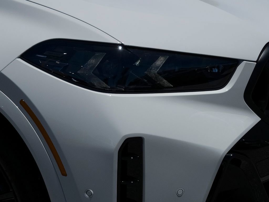 New 2027 BMW X6 xDrive40i w/ Premium Package AWD/4WD image 5