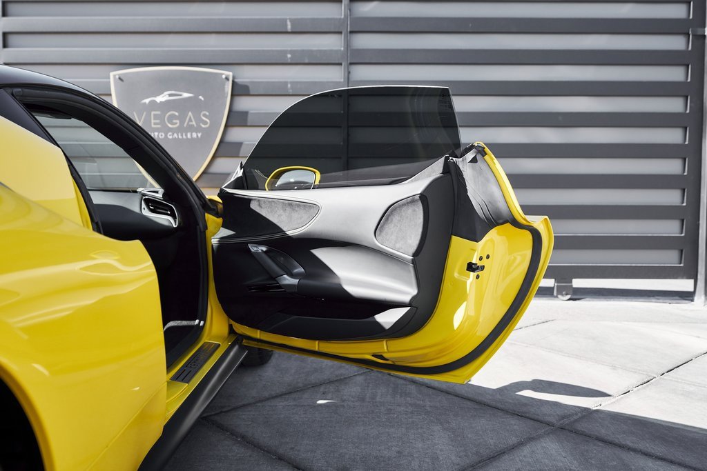 Used 2022 Ferrari SF90 Stradale image 29