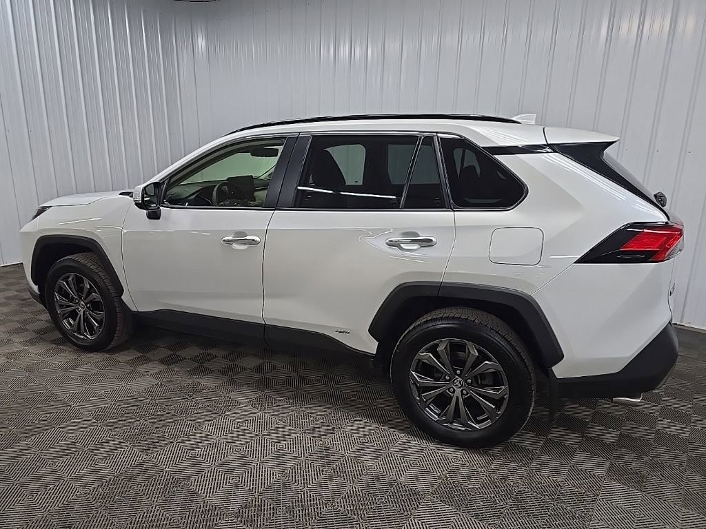 Used 2024 Toyota RAV4 Limited w/ Advanced Technology Package image 4