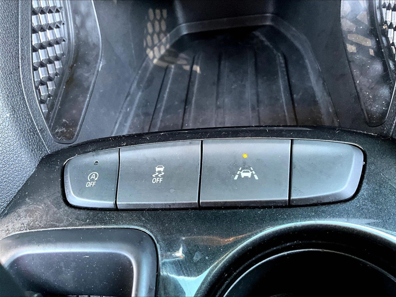 Used 2021 Chevrolet TrailBlazer LS FWD image 36
