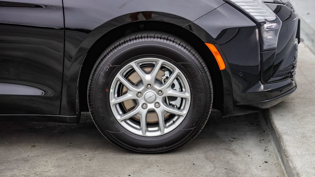 New 2027 Chrysler Pacifica Select FWD image 10